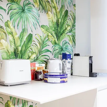 The Palms New, Ac, Terrace, Calm Near Old Town *